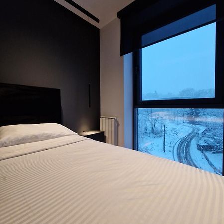 Smart Loft Apartment Tuzla Kültér fotó
